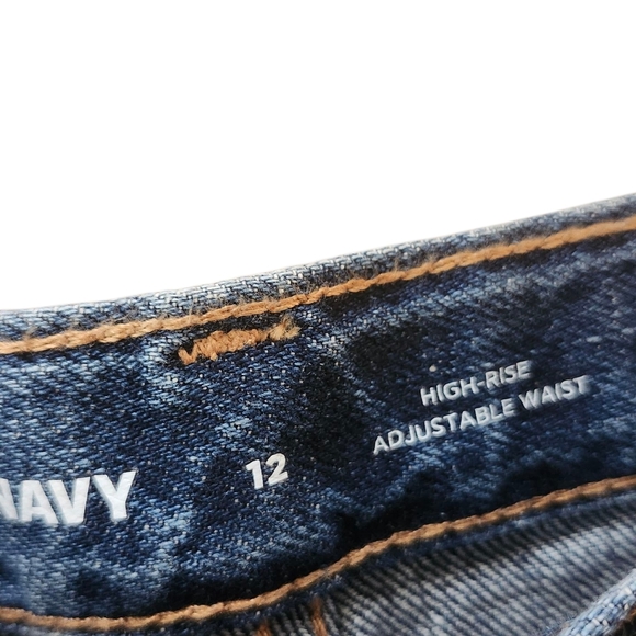 BNWOT Old Navy Girls' Denim Shorts – S 12 High Rise, Adjustable Waist Lace Trim. - Picture 6 of 8